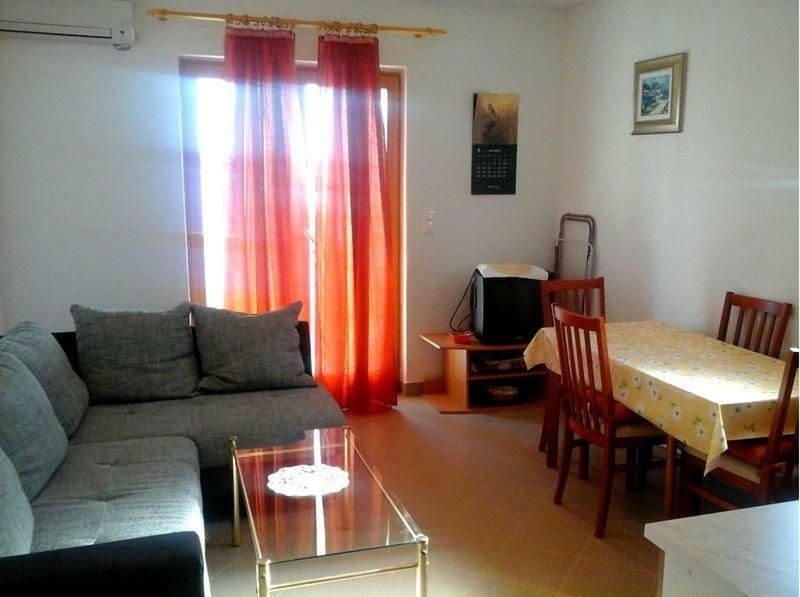 Apartmani Maris Трогир Екстериор снимка